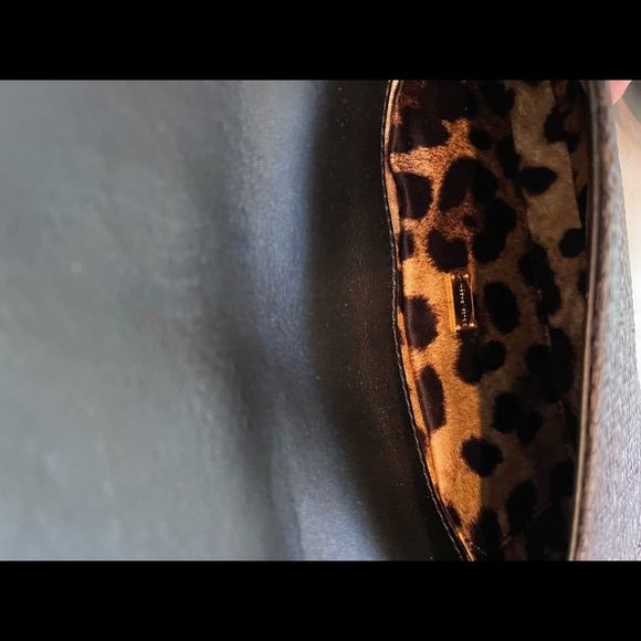 Dolce&Gabbana Floral Embellished Black Raffia Clutch NWT Pristine Condition - Picture 8 of 12